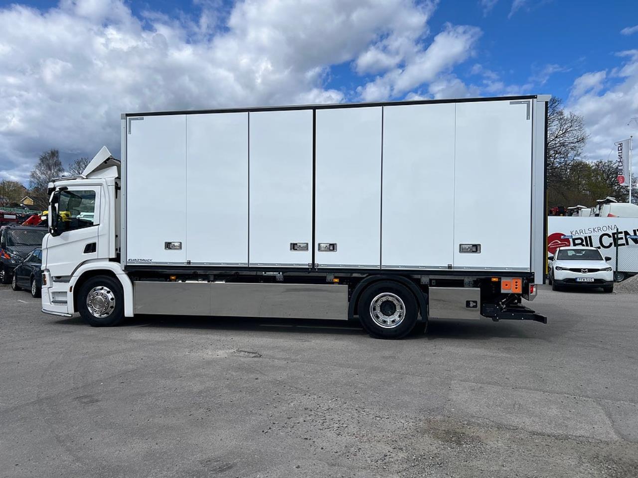 Scania P280 4x2 Sk&aring;pbil &Ouml;ppningsbarsida, *300 Mil* 2022 - Sk&aring;p