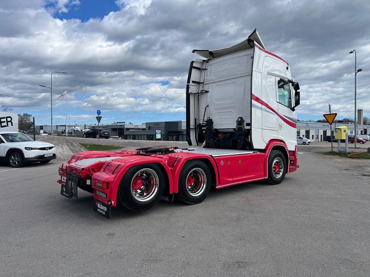 Scania S660 6x2 Dragbil Full Boggie, Euro 6 2023 - Dragbil