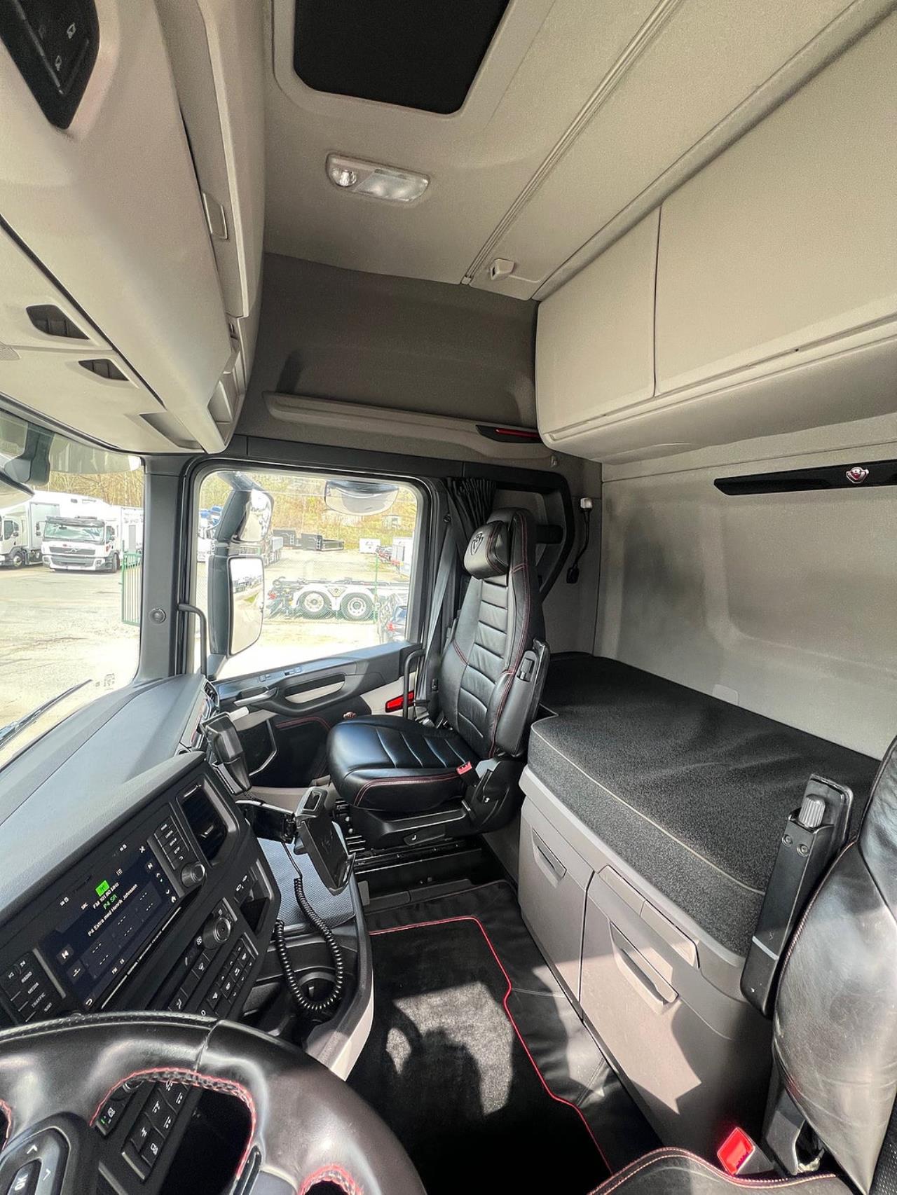 Scania S660 6x2 Dragbil Full Boggie, Euro 6 2023 - Dragbil