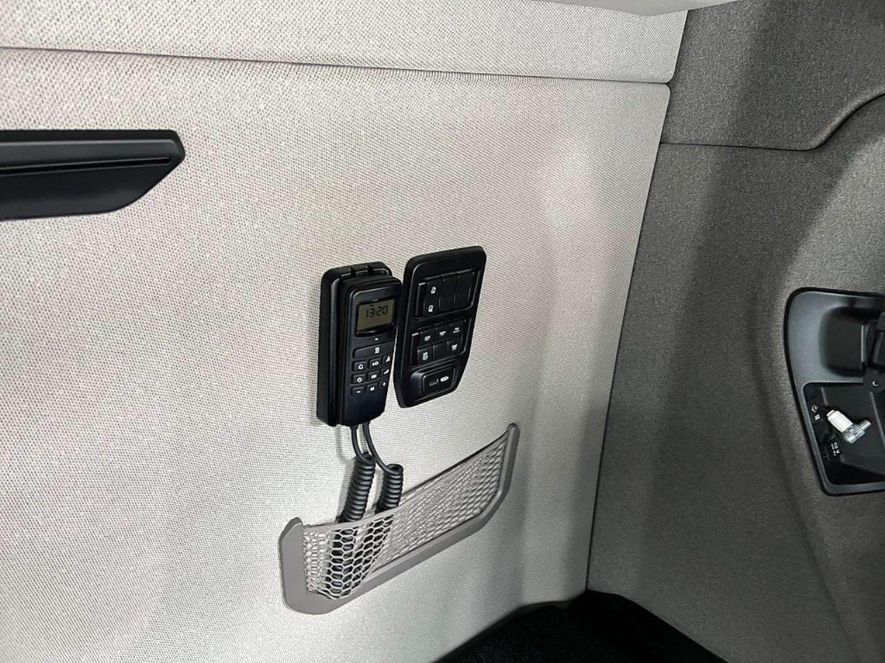 Scania S660 6x2 Dragbil Full Boggie, Euro 6 2023 - Dragbil