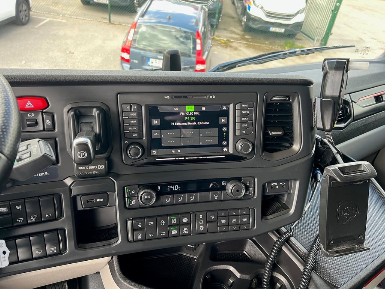 Scania S660 6x2 Dragbil Full Boggie, Euro 6 2023 - Dragbil