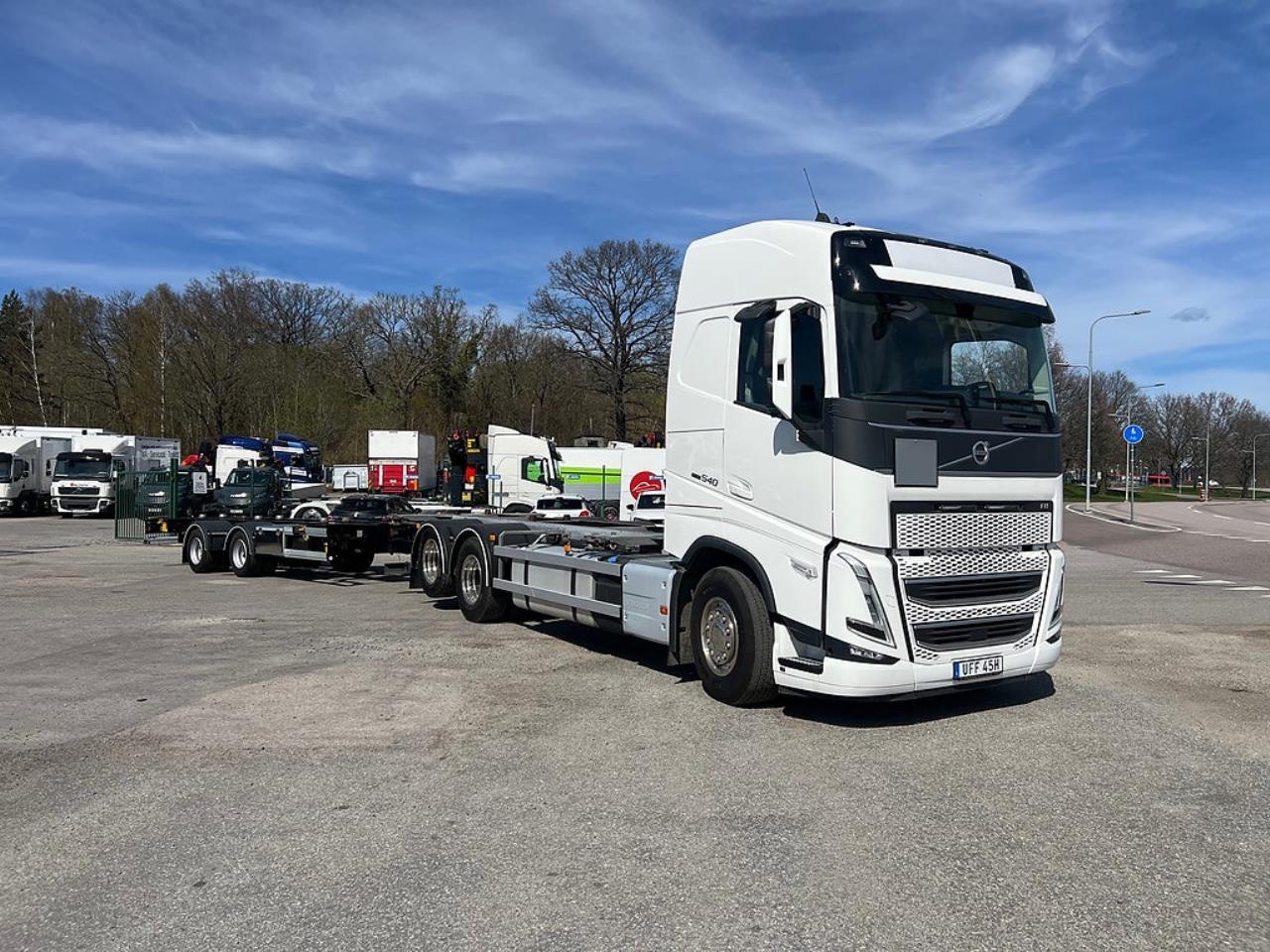 Volvo FH13 540 6x2 L&ouml;sflaksbil inkl jigg, Euro 6 2023 - &Ouml;vrigt