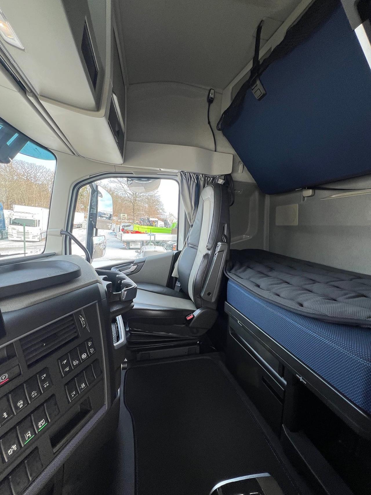 Volvo FH13 540 6x2 L&ouml;sflaksbil inkl jigg, Euro 6 2023 - &Ouml;vrigt