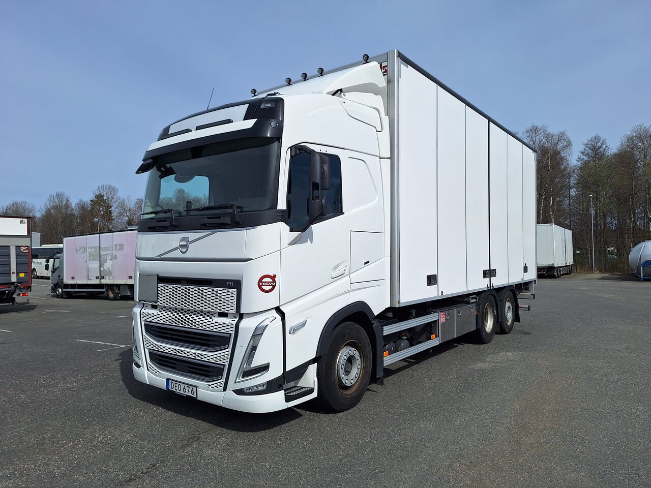 Volvo FH 6x2 Sk&aring;p 2023 - Sk&aring;p