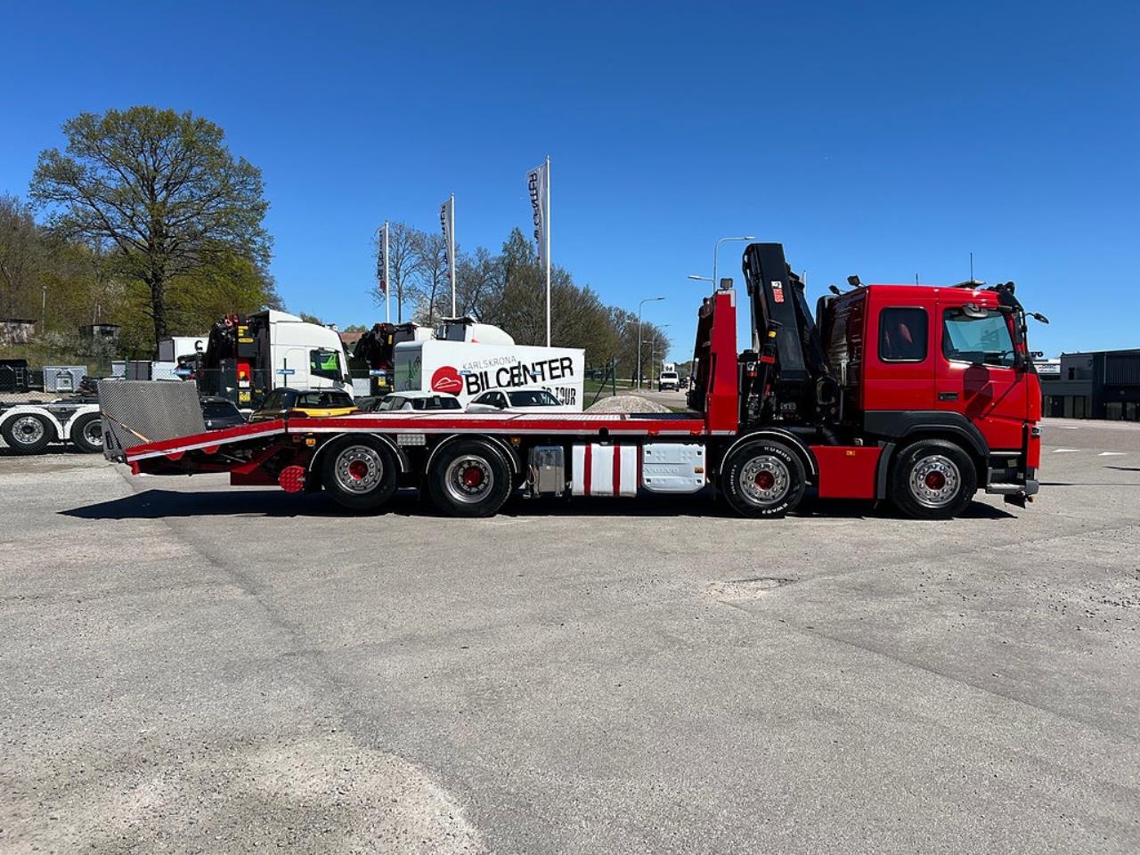 Volvo FM13 460 8x2*6 Maskinbil med stor kran, Euro 6 2017 - Kran