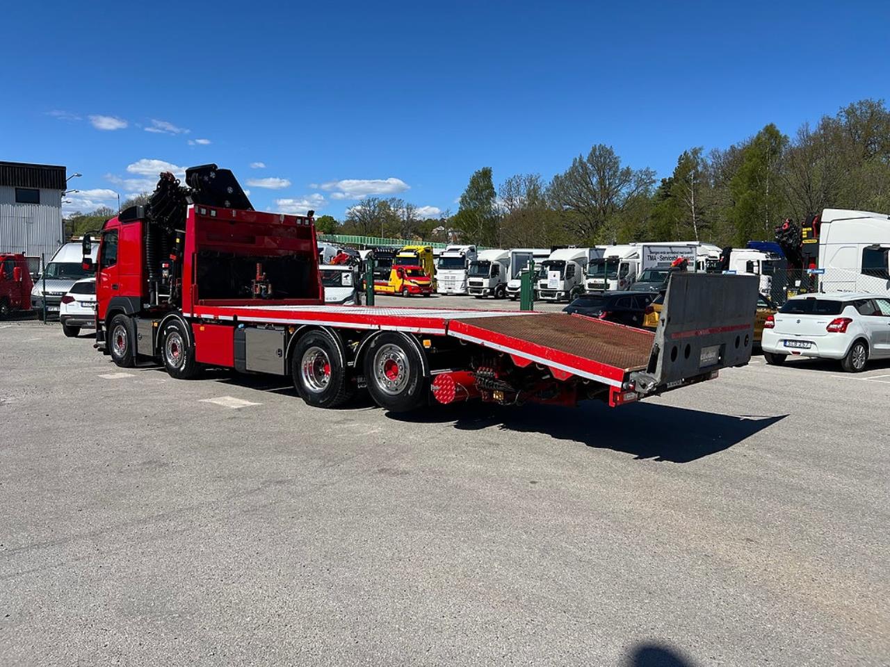 Volvo FM13 460 8x2*6 Maskinbil med stor kran, Euro 6 2017 - Kran