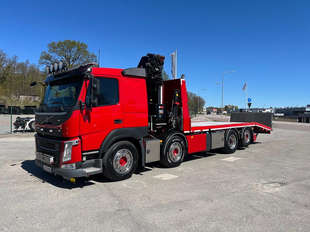 Volvo FM13 460 8x2*6 Maskinbil med stor kran, Euro 6 2017 - Kran