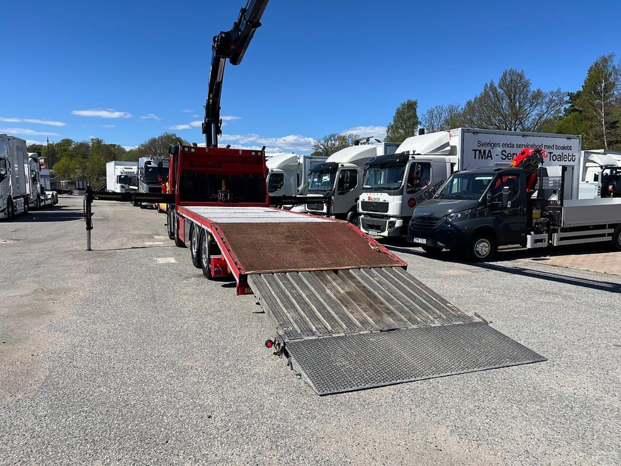 Volvo FM13 460 8x2*6 Maskinbil med stor kran, Euro 6 2017 - Kran