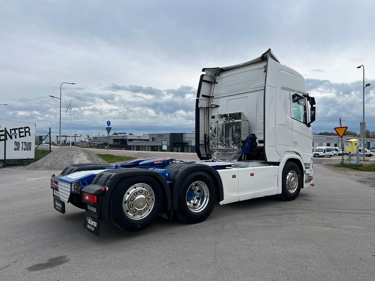 Scania R590 V8 6x2 Dragbil Hydraulik 2023 - Dragbil