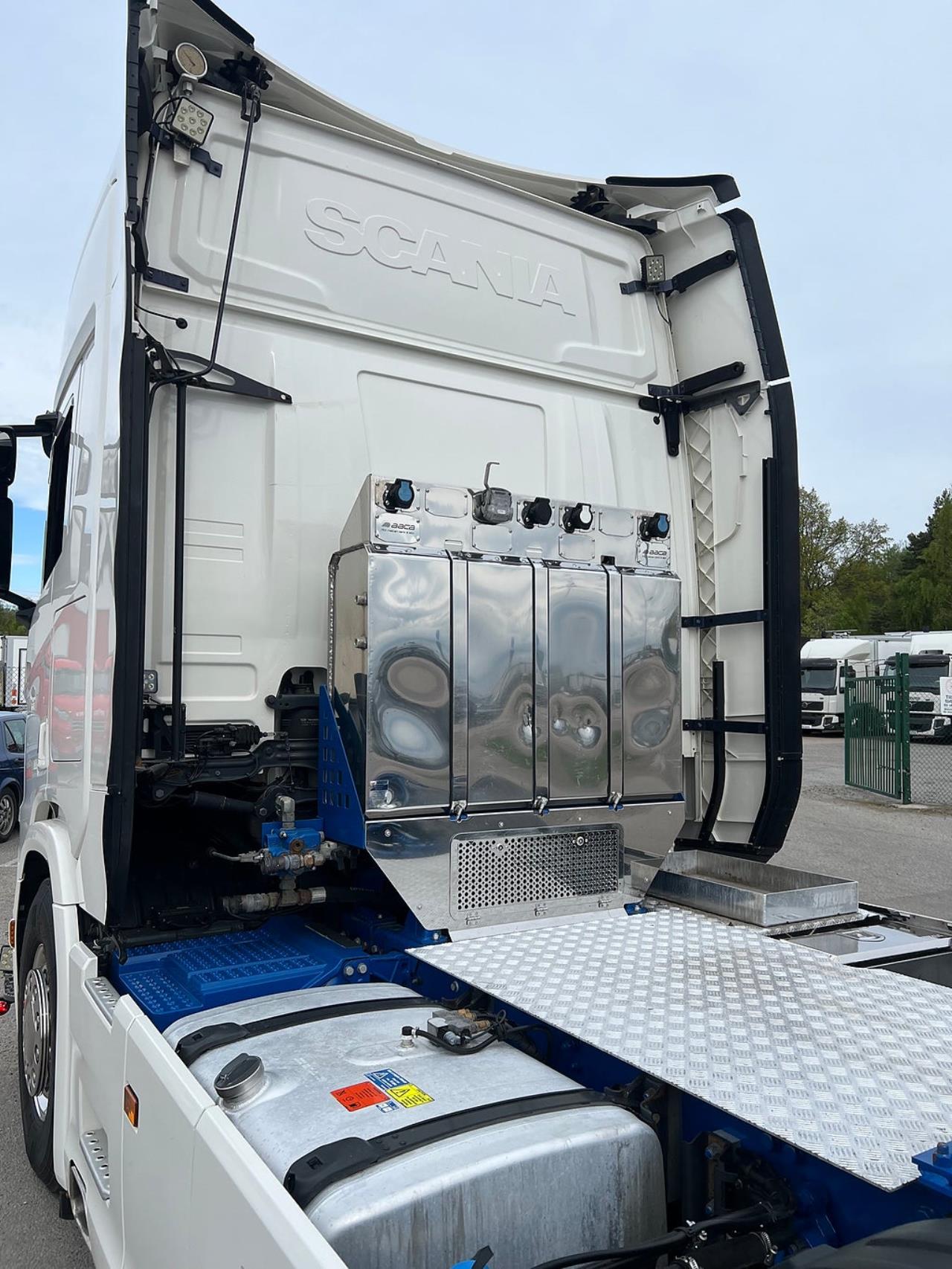 Scania R590 V8 6x2 Dragbil Hydraulik 2023 - Dragbil