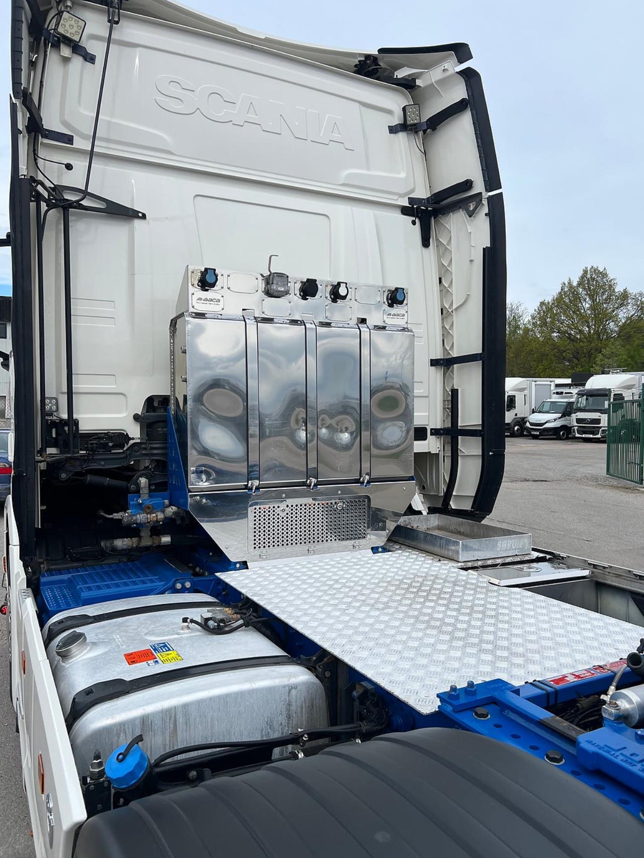 Scania R590 V8 6x2 Dragbil Hydraulik 2023 - Dragbil