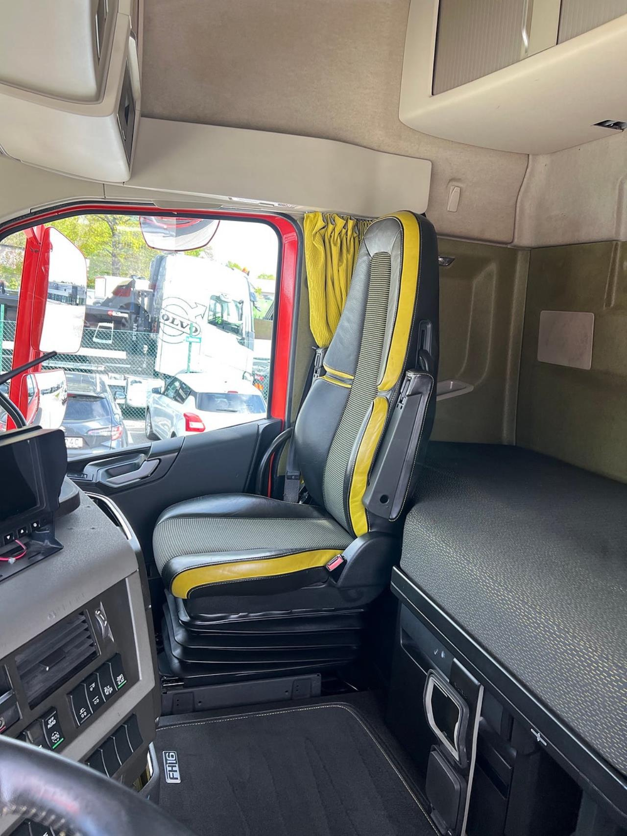 Volvo FH16 750 6x2*4 Kranbil / Br&auml;dg&aring;rdsbil, Euro 6 2015 - Kran
