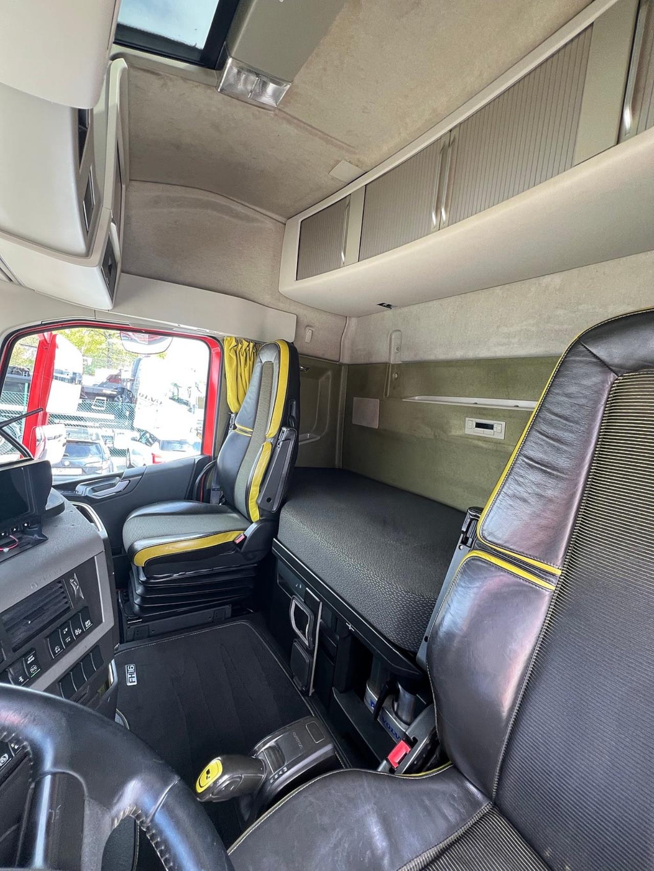 Volvo FH16 750 6x2*4 Kranbil / Br&auml;dg&aring;rdsbil, Euro 6 2015 - Kran