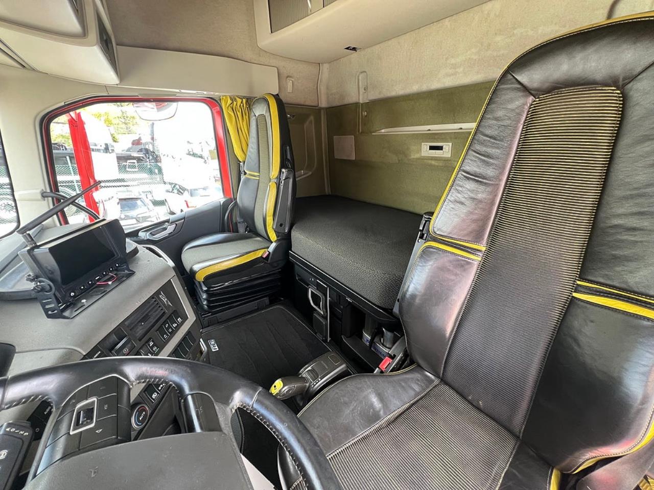 Volvo FH16 750 6x2*4 Kranbil / Br&auml;dg&aring;rdsbil, Euro 6 2015 - Kran