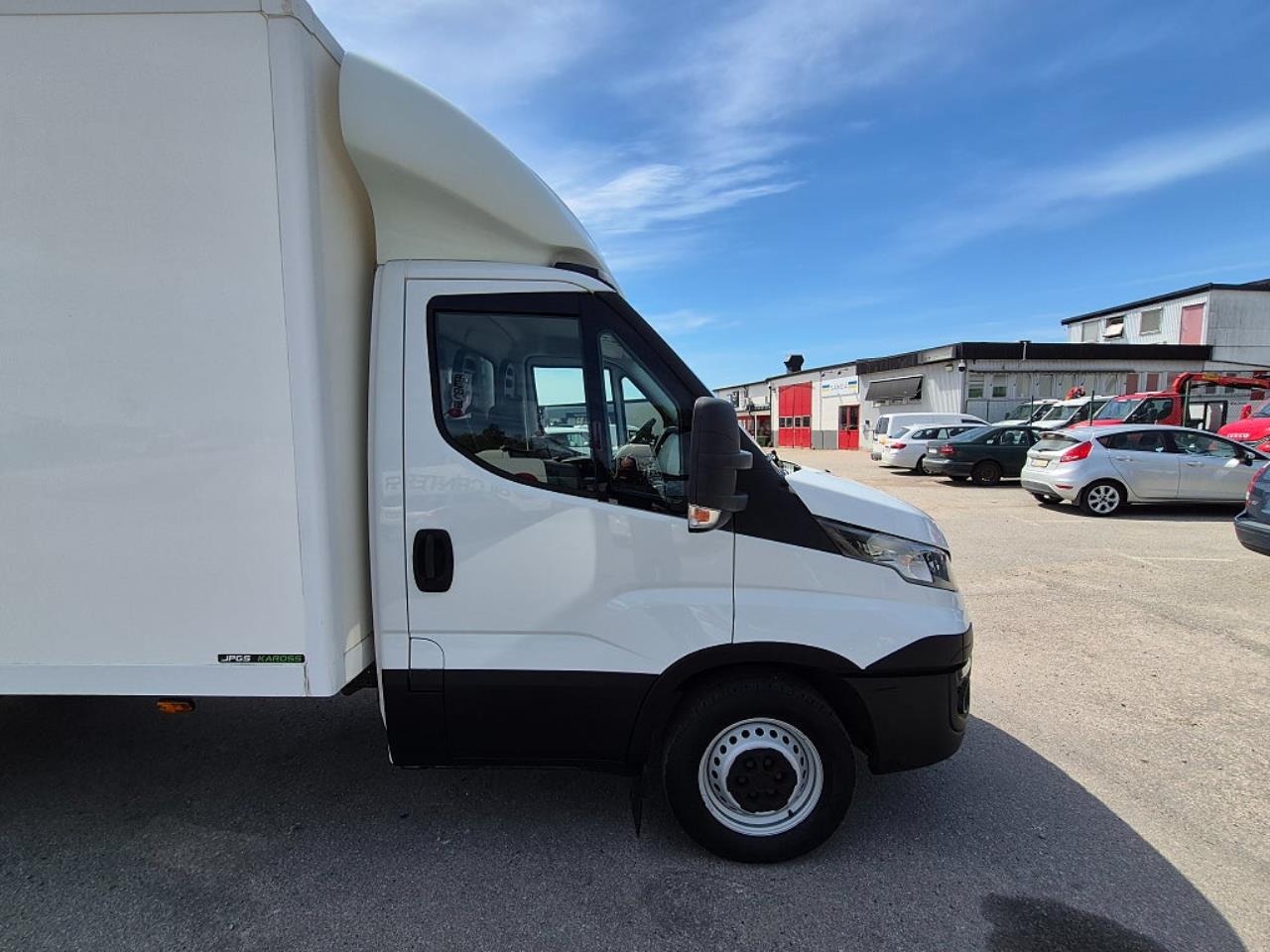 Iveco Daily 35S17 Hi-Matic JPGS Sk&aring;p & bakgavellyft 2016 - &Ouml;vrigt