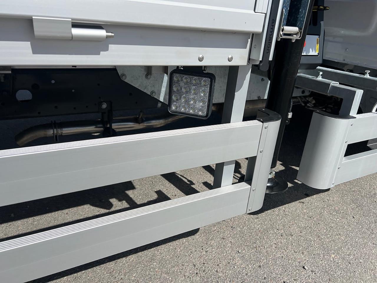 Iveco Daily 72C18 A8 Kranbil Palfinger Kran Fullutrustad 2025 - &Ouml;vrigt