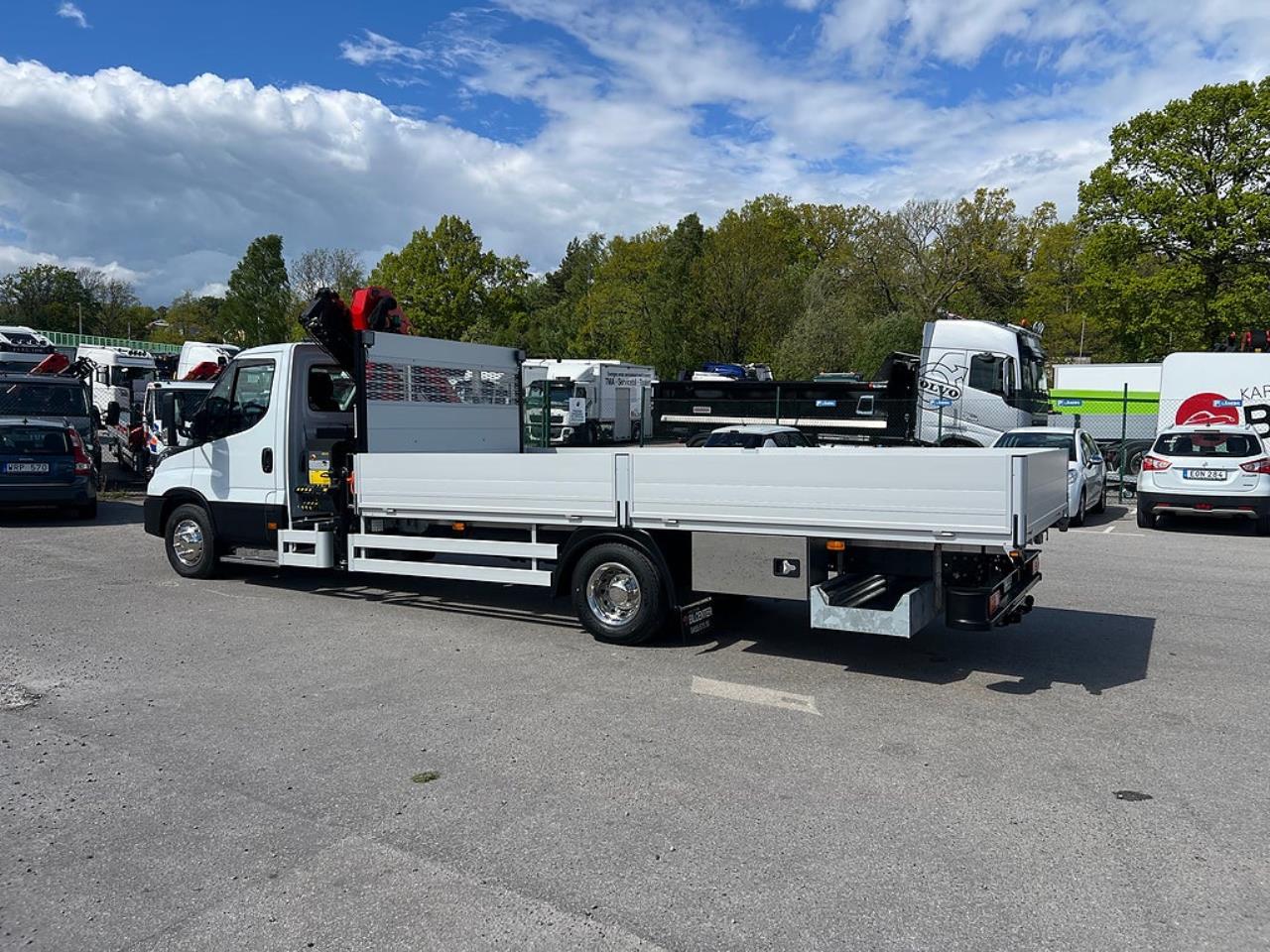 Iveco Daily 72C18 A8 Kranbil Palfinger Kran Fullutrustad 2025 - &Ouml;vrigt