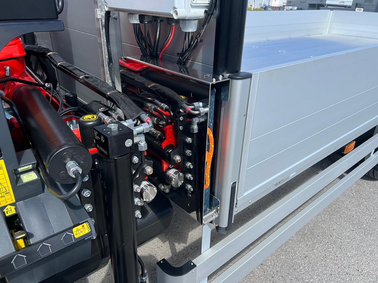 Iveco Daily 72C18 A8 Kranbil Palfinger Kran Fullutrustad 2025 - &Ouml;vrigt