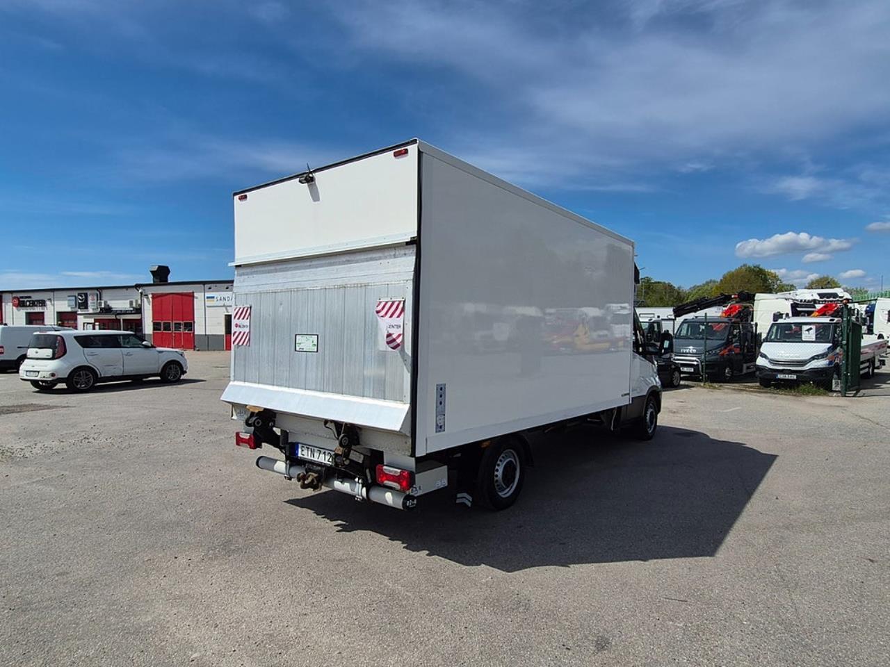 Iveco Daily 35S17 Hi-Matic Sk&aring;p & bakgavellyft 2016 - &Ouml;vrigt
