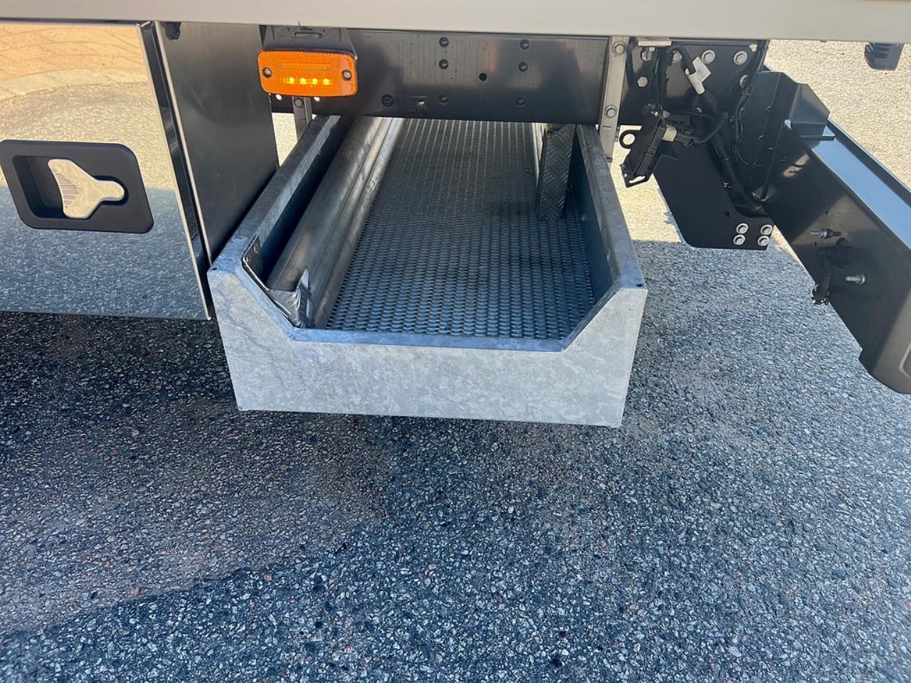 Iveco Daily 72C18 A8 Kranbil Palfinger Kran Fullutrustad 2025 - &Ouml;vrigt