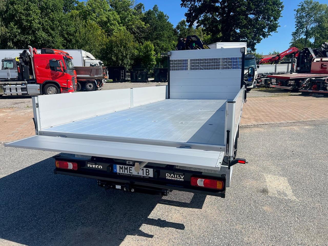 Iveco Daily 72C18 A8 Kranbil Palfinger Kran Fullutrustad 2025 - &Ouml;vrigt