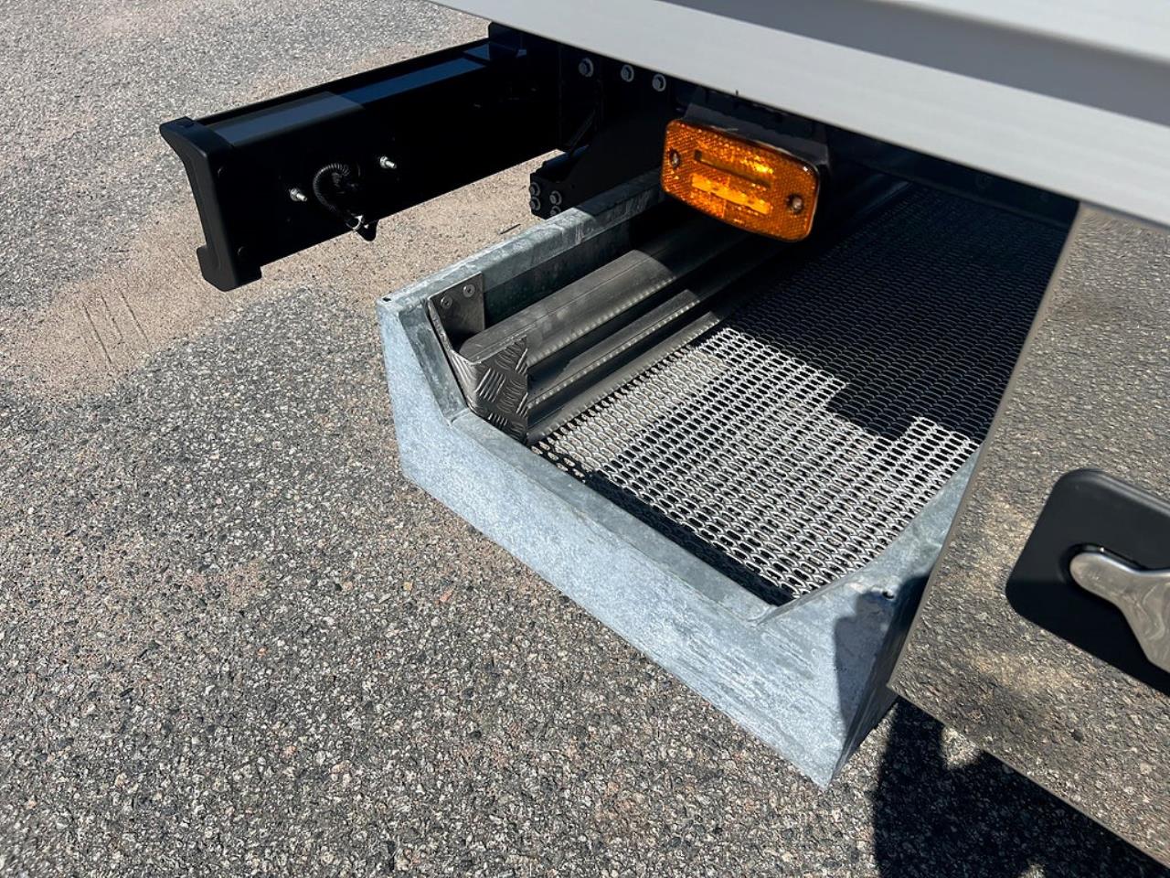 Iveco Daily 72C18 A8 Kranbil Palfinger Kran Fullutrustad 2025 - &Ouml;vrigt