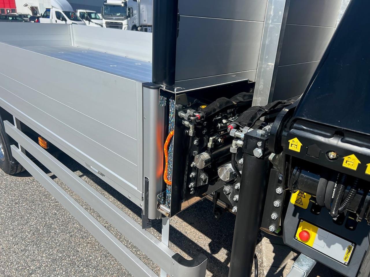 Iveco Daily 72C18 A8 Kranbil Palfinger Kran Fullutrustad 2025 - &Ouml;vrigt