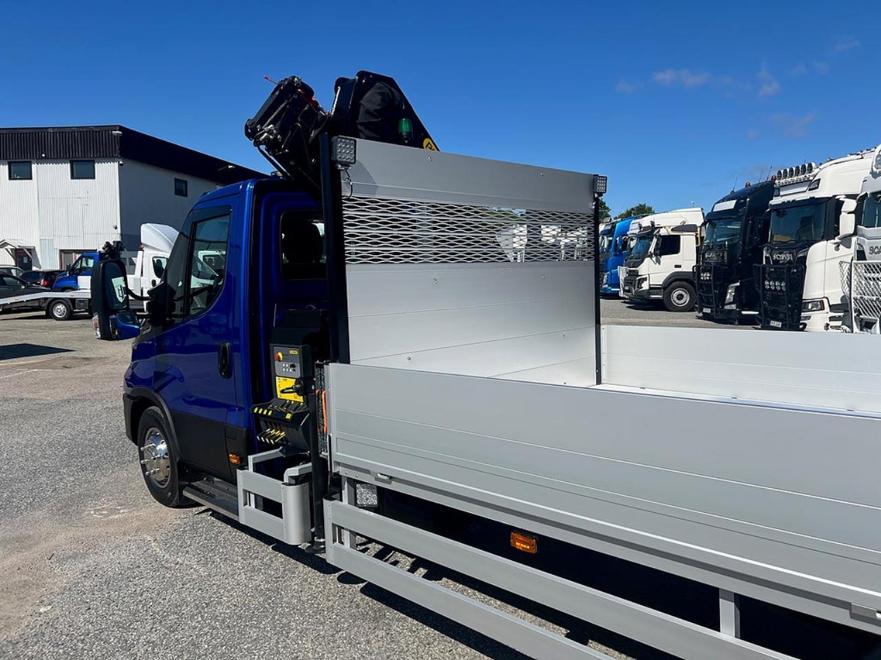 Iveco Daily 72C18 A8 Kranbil Palfinger Kran Fullutrustad 2025 - &Ouml;vrigt