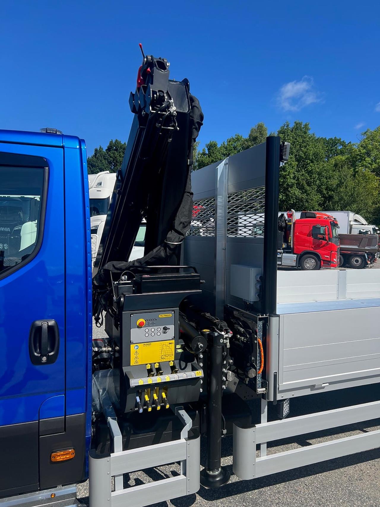 Iveco Daily 72C18 A8 Kranbil Palfinger Kran Fullutrustad 2025 - &Ouml;vrigt