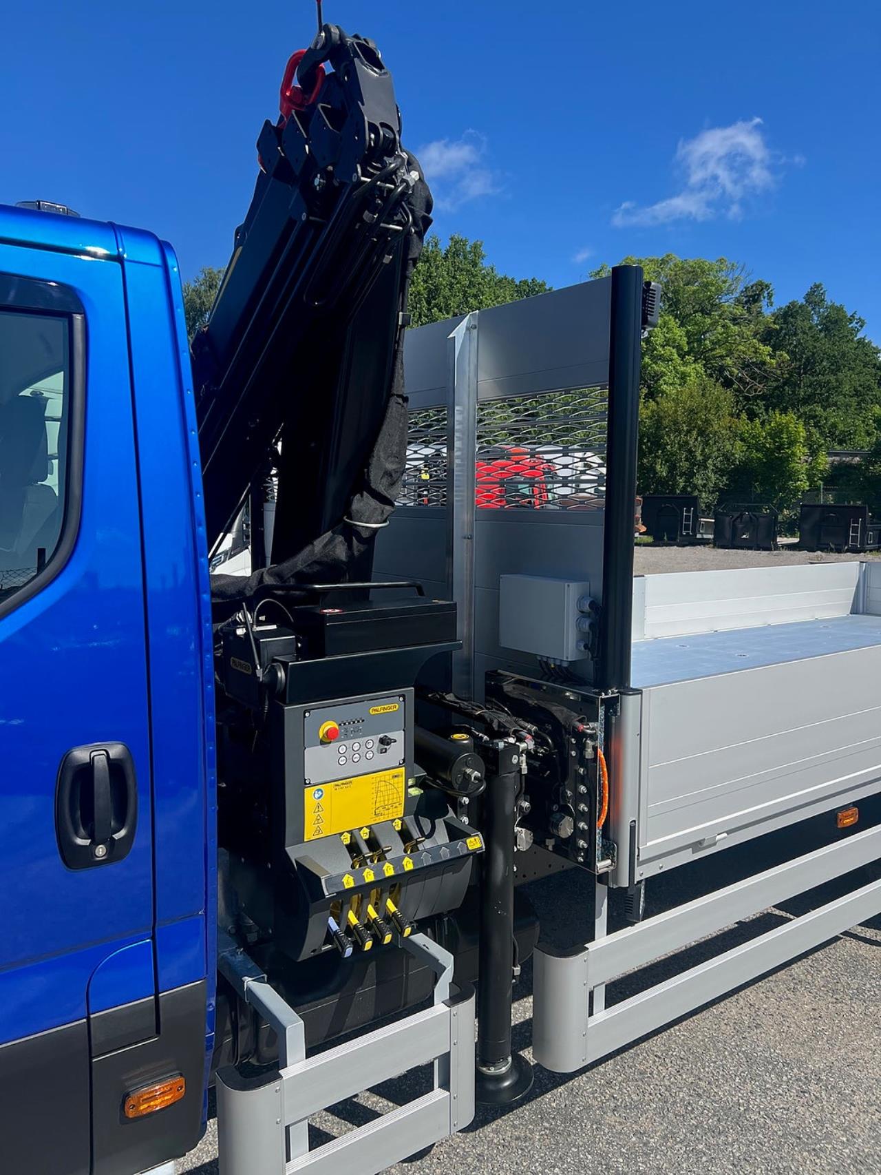 Iveco Daily 72C18 A8 Kranbil Palfinger Kran Fullutrustad 2025 - &Ouml;vrigt
