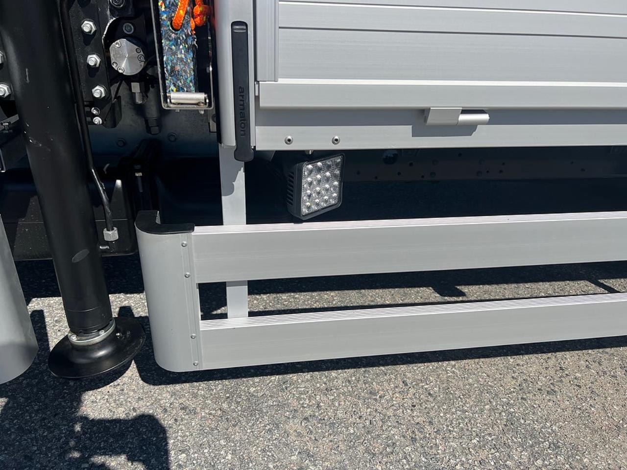Iveco Daily 72C18 A8 Kranbil Palfinger Kran Fullutrustad 2025 - &Ouml;vrigt