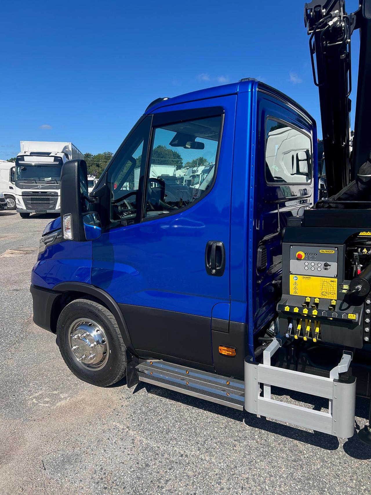 Iveco Daily 72C18 A8 Kranbil Palfinger Kran Fullutrustad 2025 - &Ouml;vrigt
