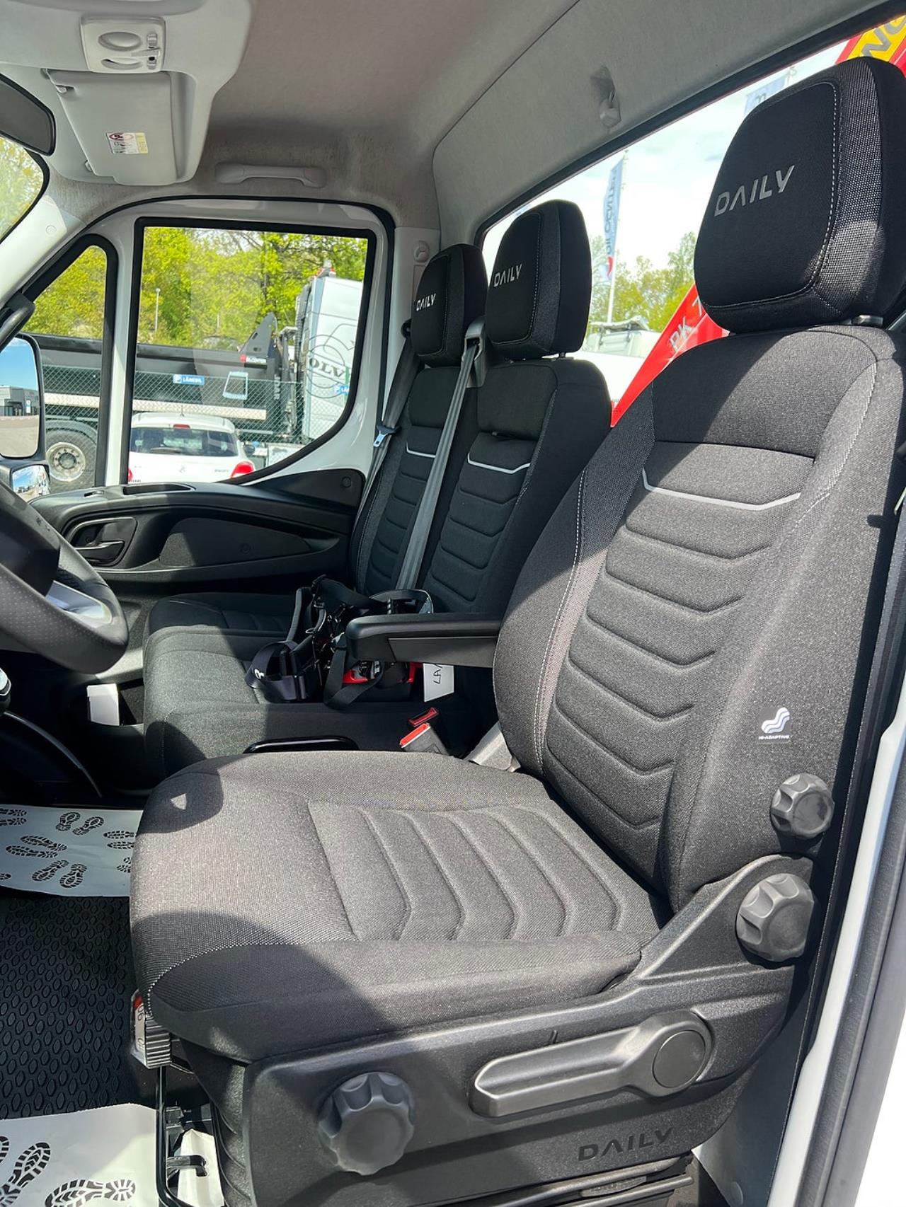 Iveco Daily 72C18 A8 Kranbil Palfinger Kran Fullutrustad 2025 - &Ouml;vrigt