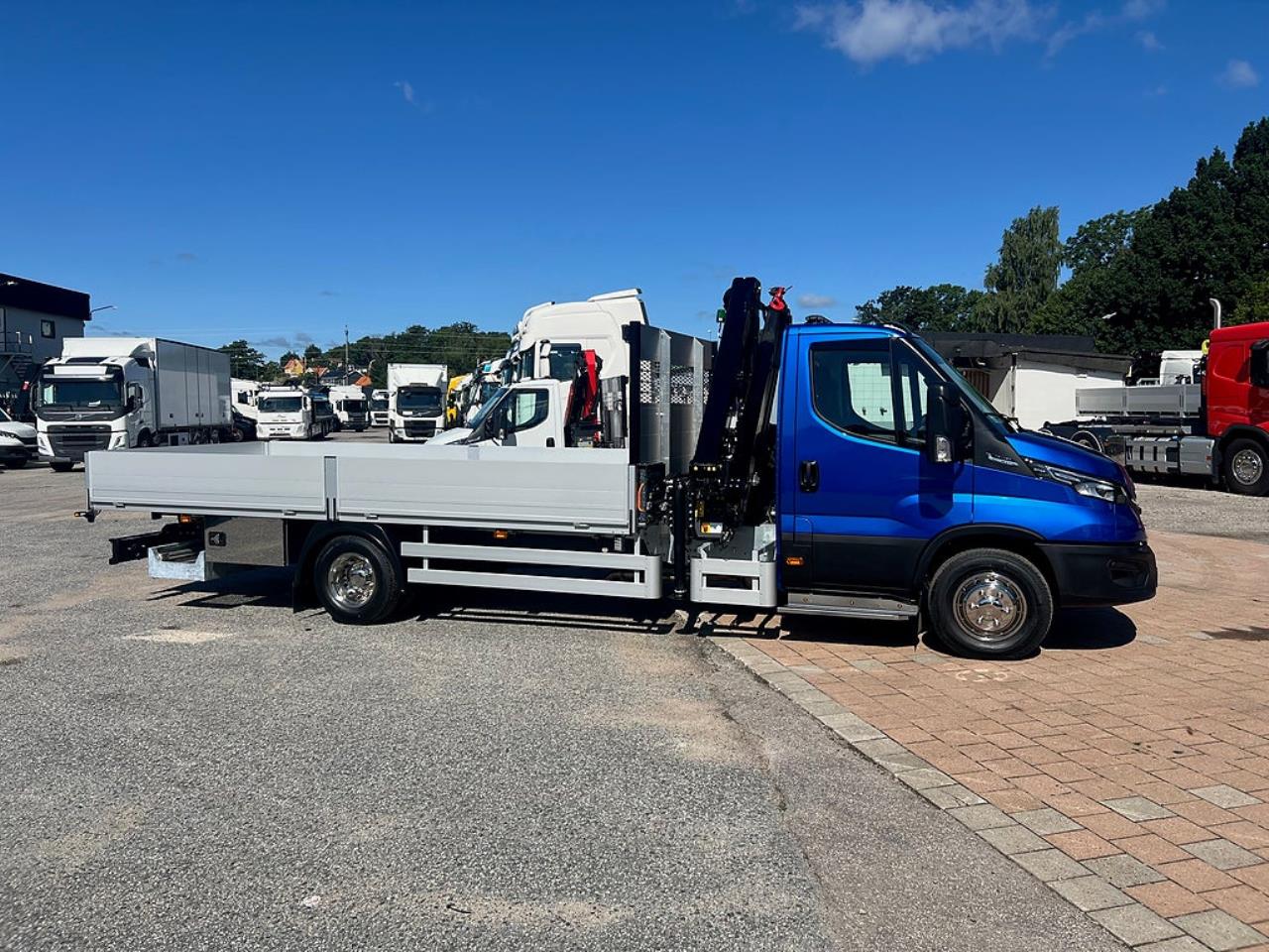 Iveco Daily 72C18 A8 Kranbil Palfinger Kran Fullutrustad 2025 - &Ouml;vrigt