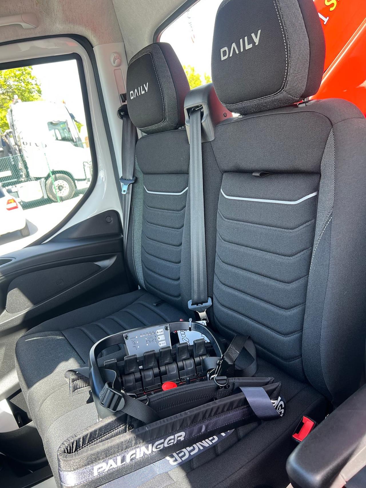 Iveco Daily 72C18 A8 Kranbil Palfinger Kran Fullutrustad 2025 - &Ouml;vrigt