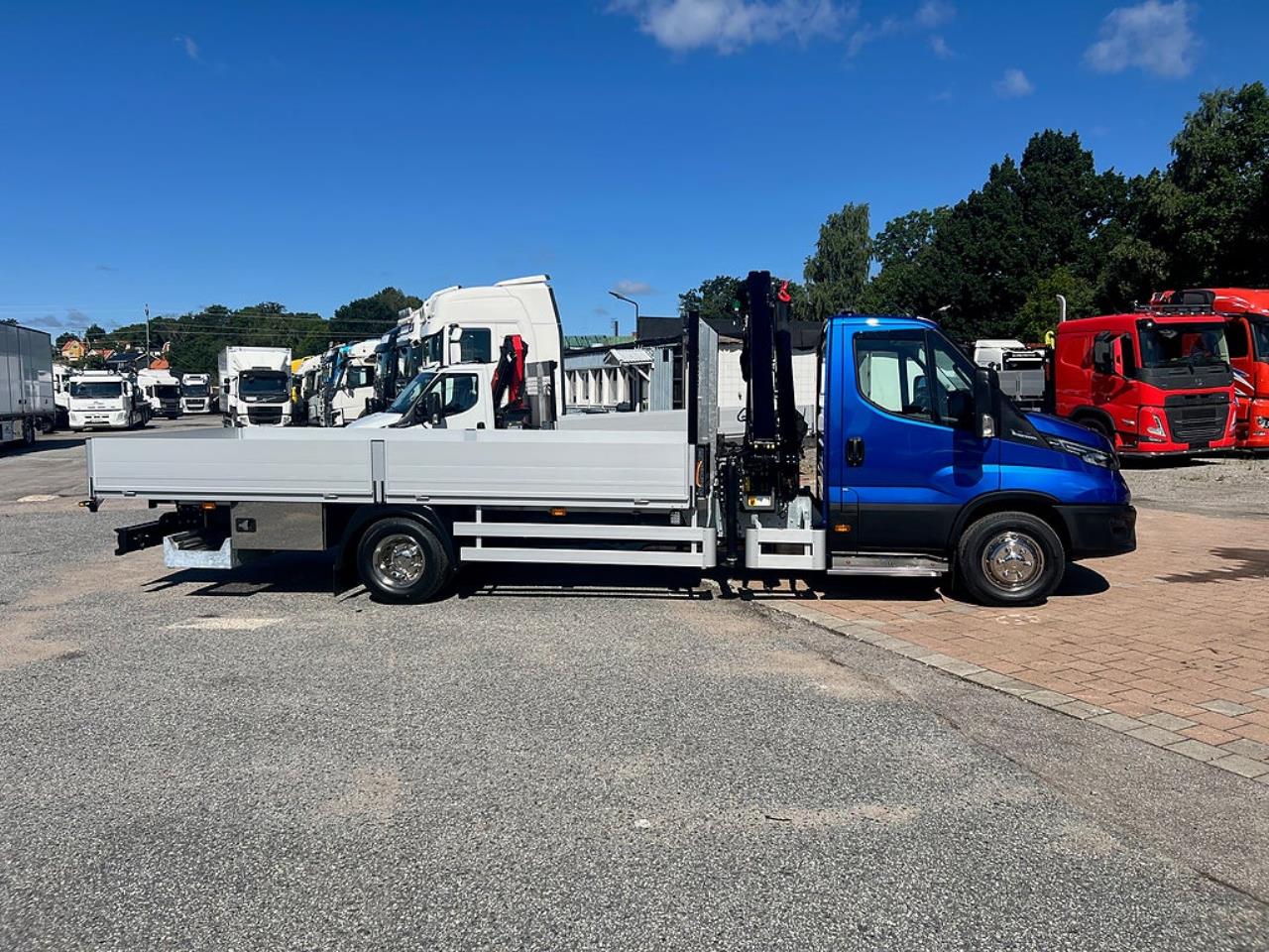 Iveco Daily 72C18 A8 Kranbil Palfinger Kran Fullutrustad 2025 - &Ouml;vrigt