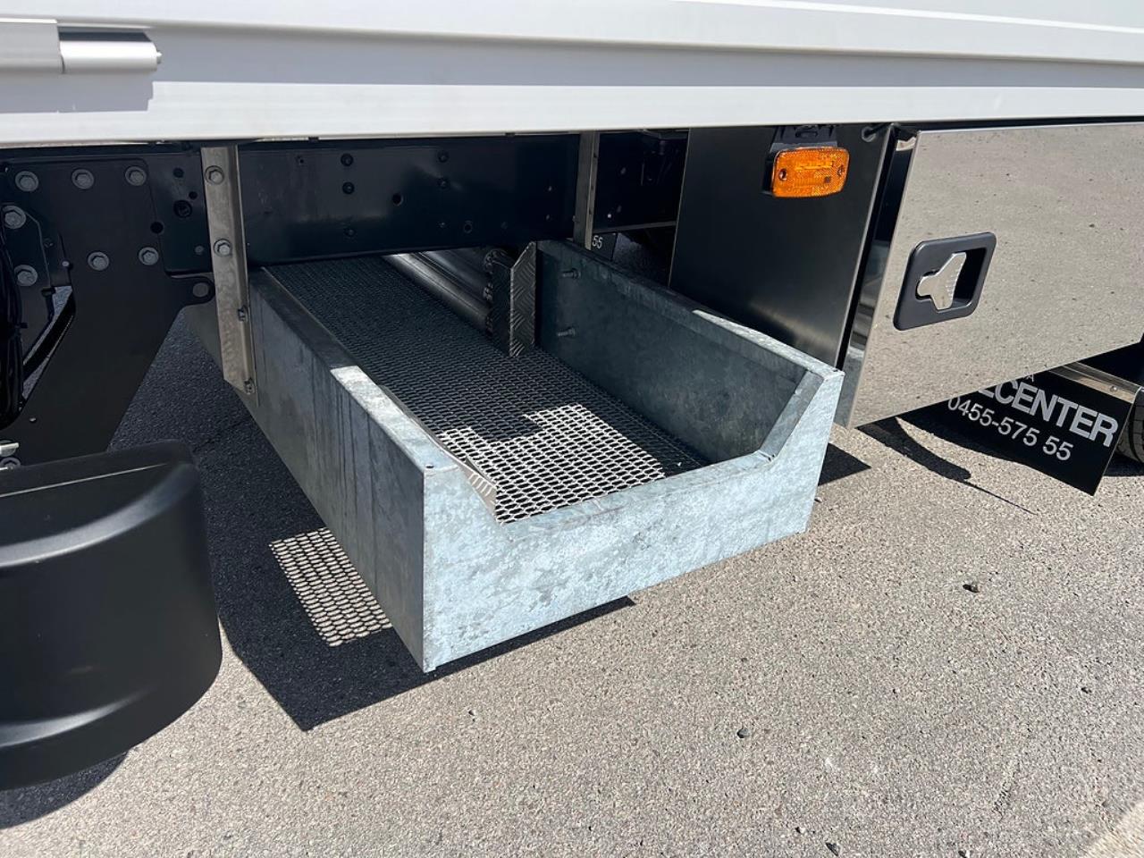 Iveco Daily 72C18 A8 Kranbil Palfinger Kran Fullutrustad 2025 - &Ouml;vrigt