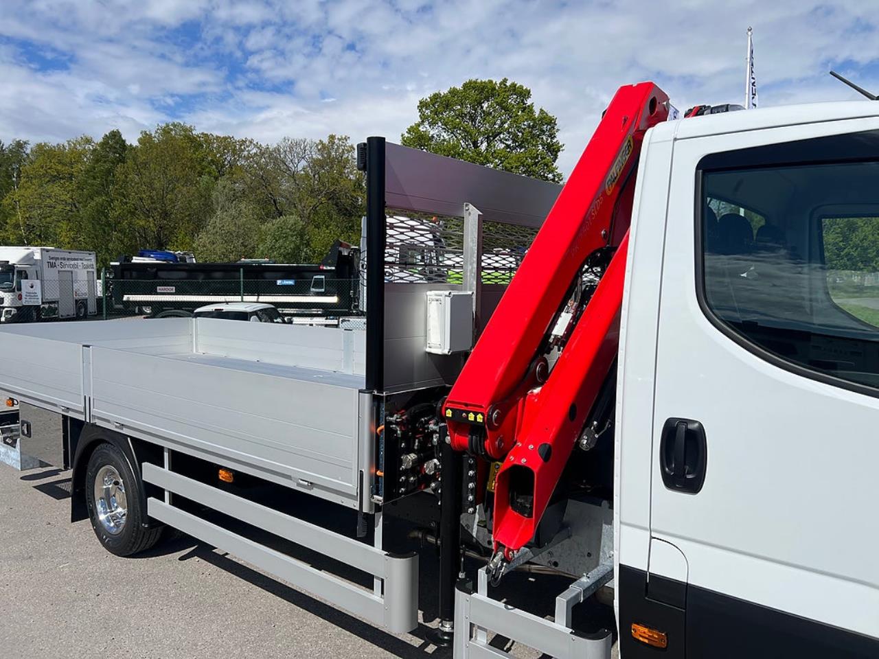 Iveco Daily 72C18 A8 Kranbil Palfinger Kran Fullutrustad 2025 - &Ouml;vrigt