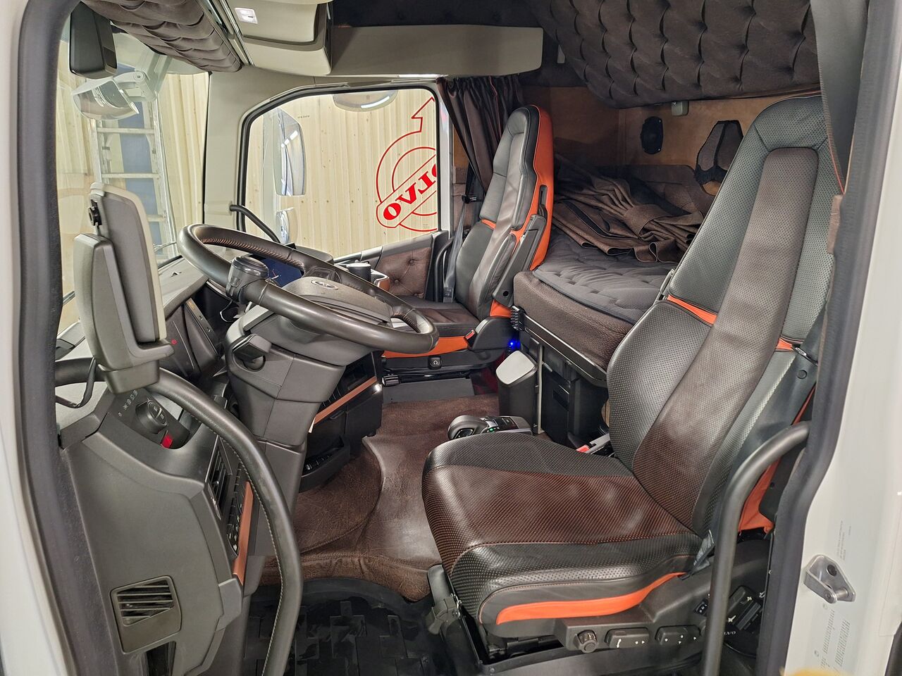 Volvo FH16 6x4 Sk&aring;p 2024 - Sk&aring;p