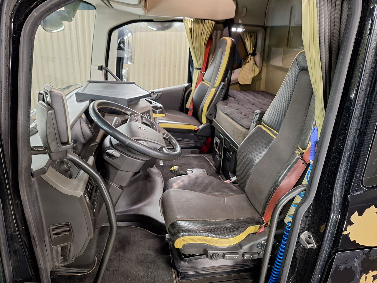 Volvo FH16 6x4 Timmerbil med Kran 2019 - Timmer
