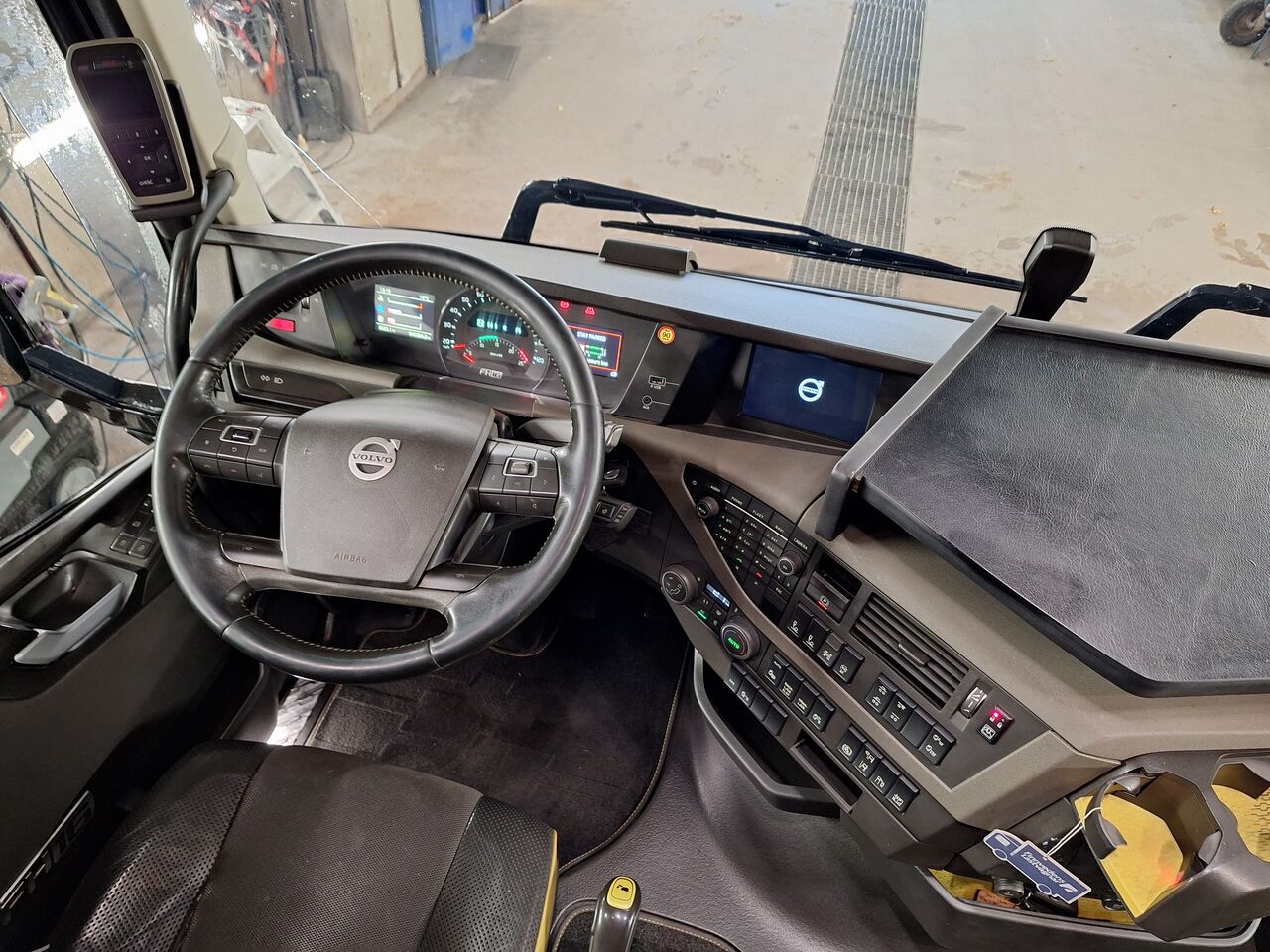Volvo FH16 6x4 Timmerbil med Kran 2019 - Timmer