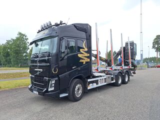 Volvo FH16 6x4 Timmerbil med Kran