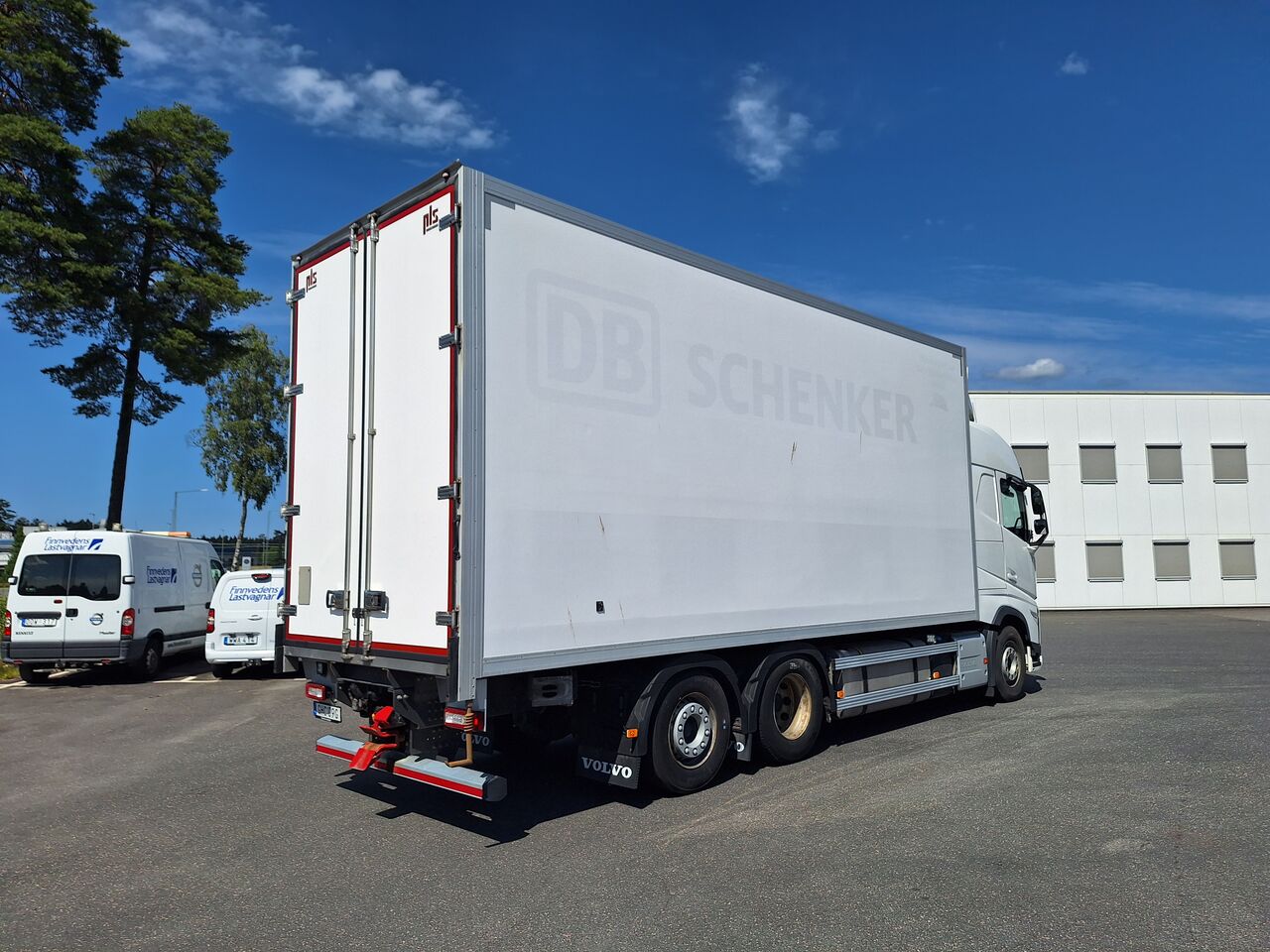 Volvo FH 6x2 Sk&aring;p 2023 - Sk&aring;p