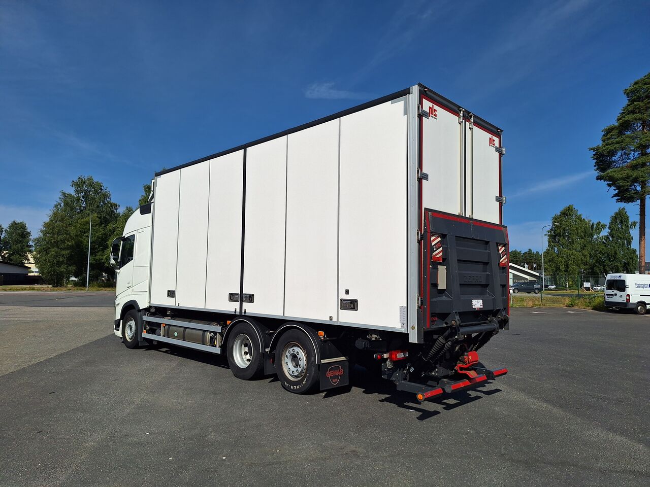 Volvo FH 6x2 LNG Containerrede 2022 - V&auml;xelflak