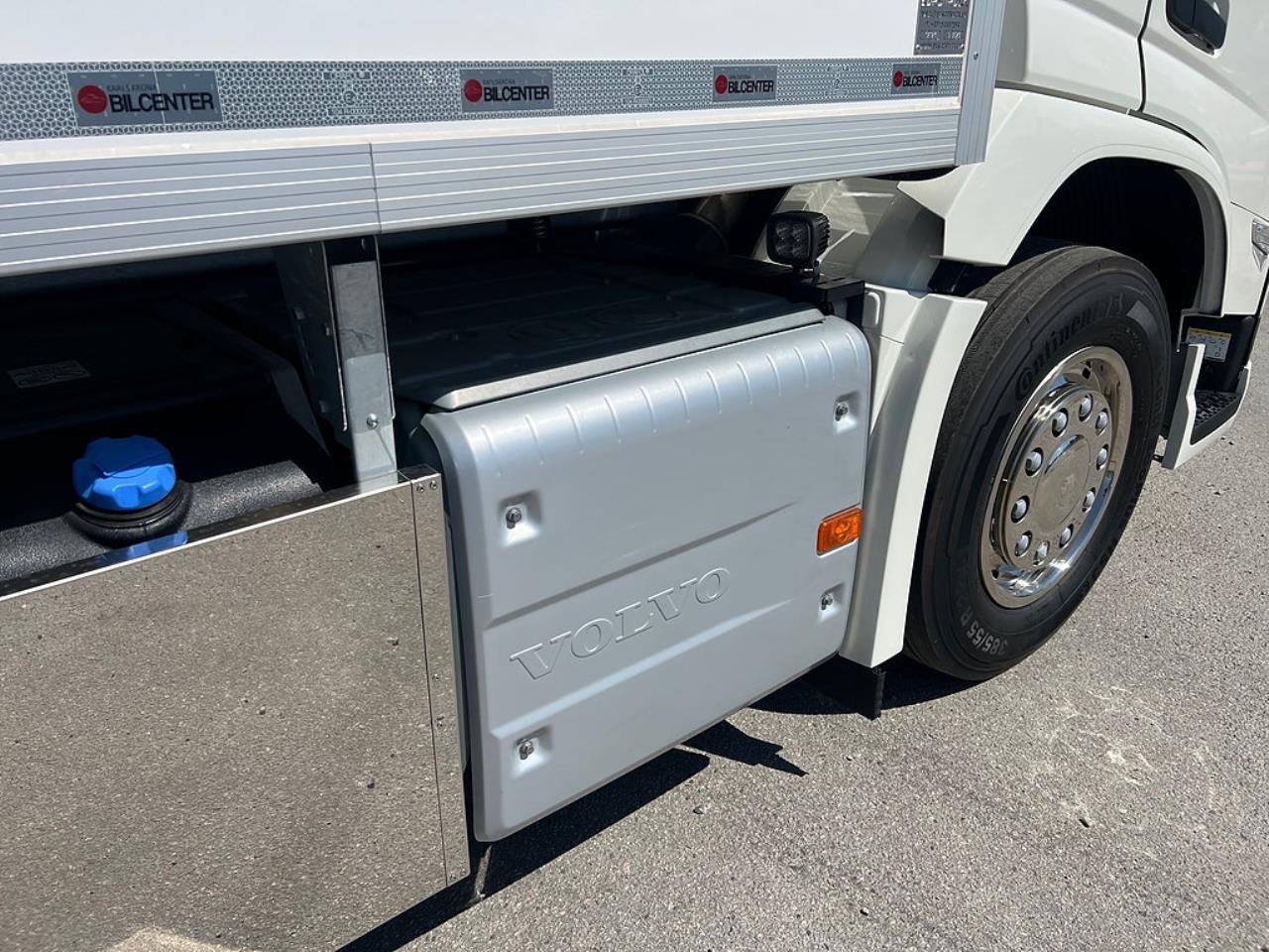 Volvo Trucks FM13 460 Kylbil/Frysbil Dubbla lastplan 21 PPL 2023 - &Ouml;vrigt