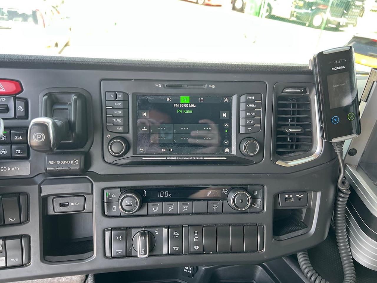 Scania G450 6x2*4 XT Lastv&auml;xlare, Fullt Plogutrustad 2019 - Krok/Lastv&auml;xlare