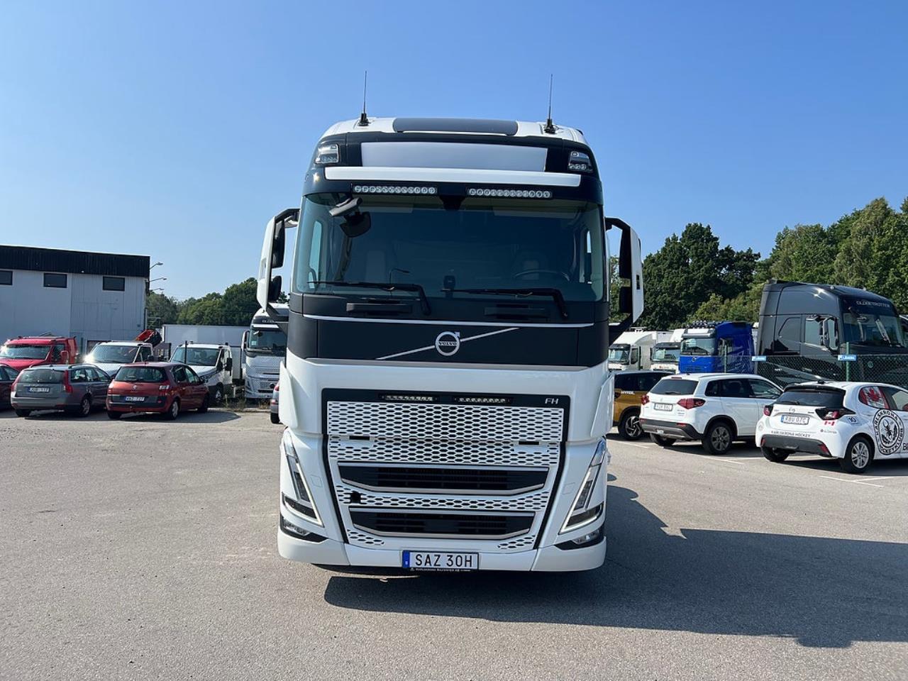 Volvo FH13 500 6x2 Dragbil I-See, Retarder, Euro 6 2023 - Dragbil