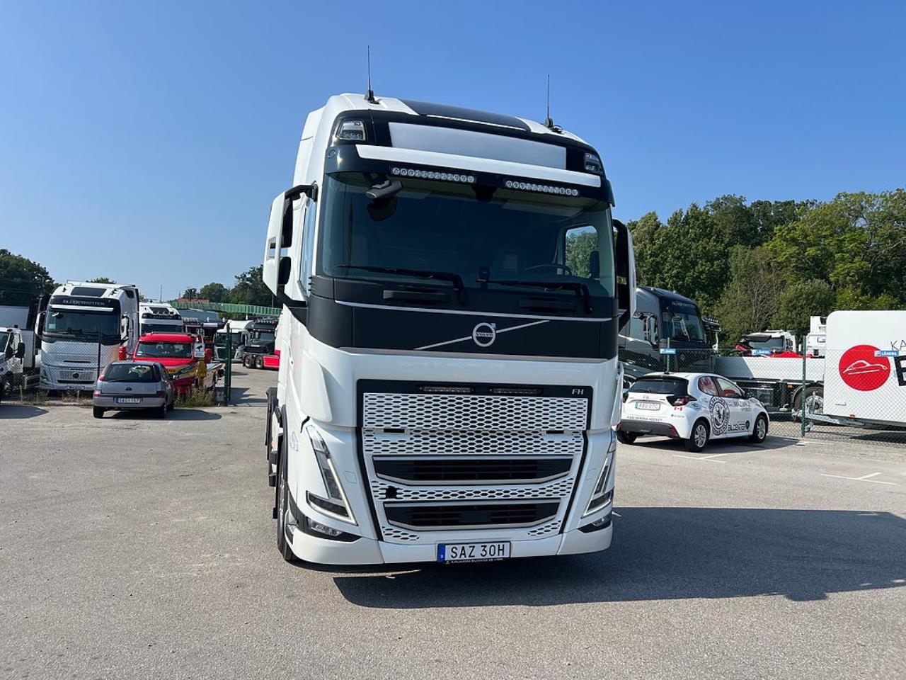Volvo FH13 500 6x2 Dragbil I-See, Retarder, Euro 6 2023 - Dragbil