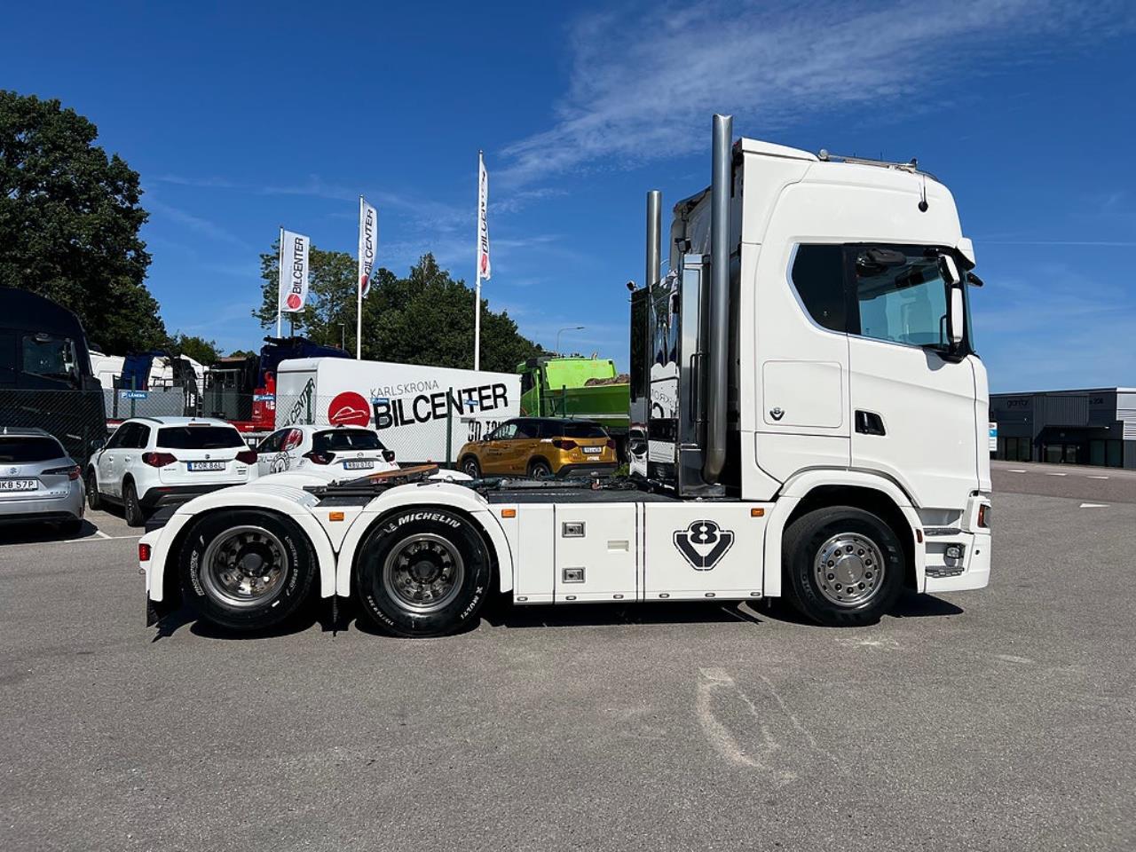Scania S730 V8 6x2 Dragbil, Hydraulik, Kl&auml;dd inredning 2018 - Dragbil