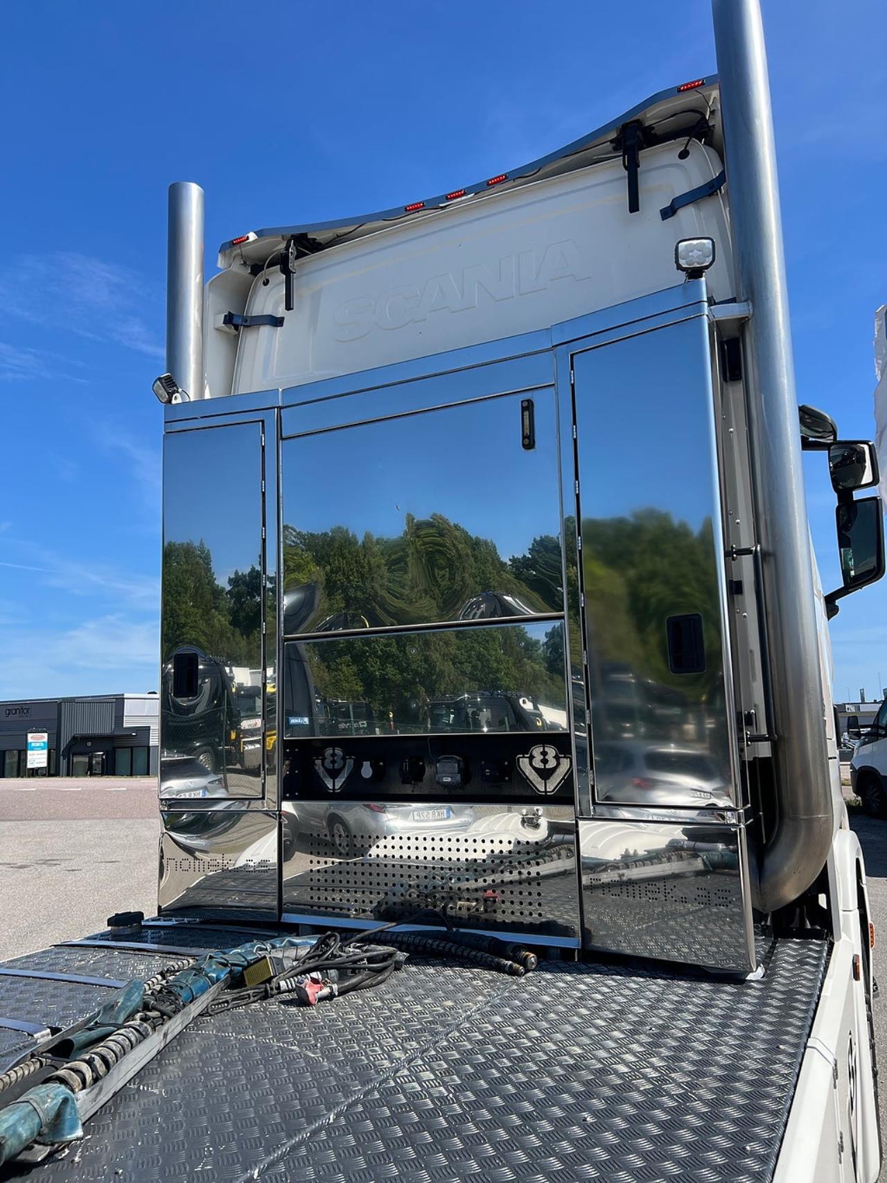 Scania S730 V8 6x2 Dragbil, Hydraulik, Kl&auml;dd inredning 2018 - Dragbil